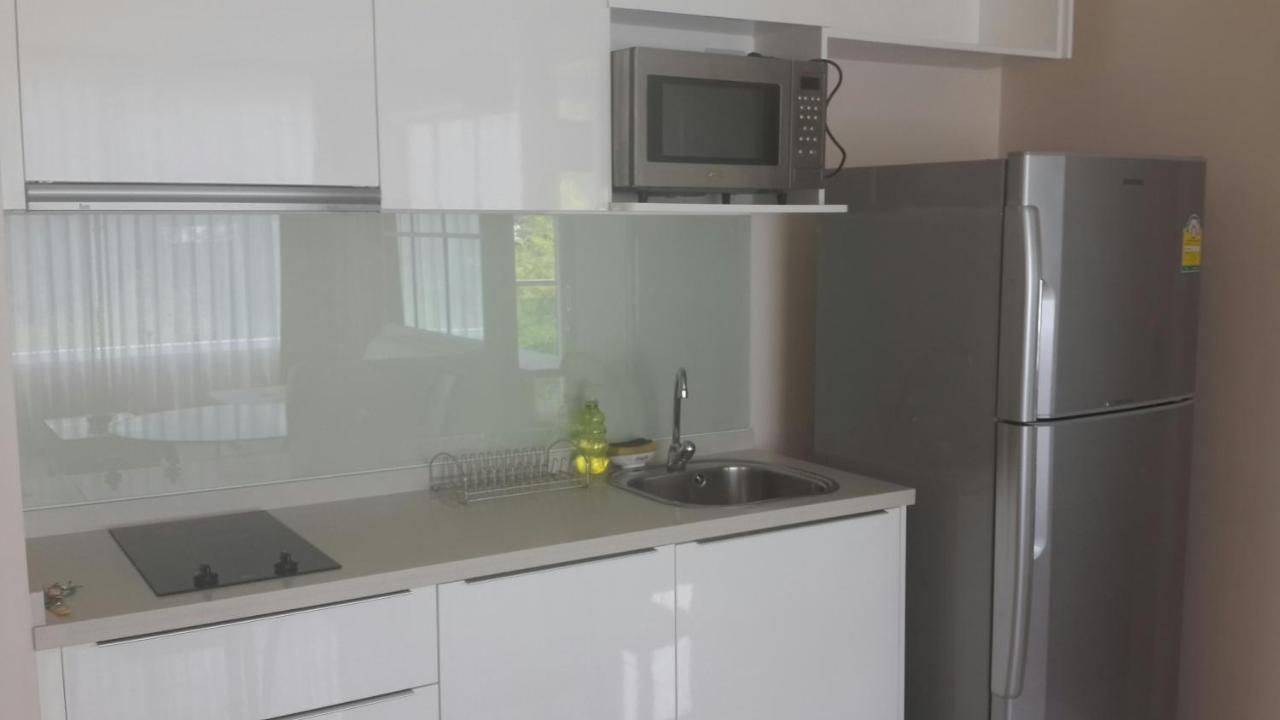 The Baycliff Residences Patong Rum bild