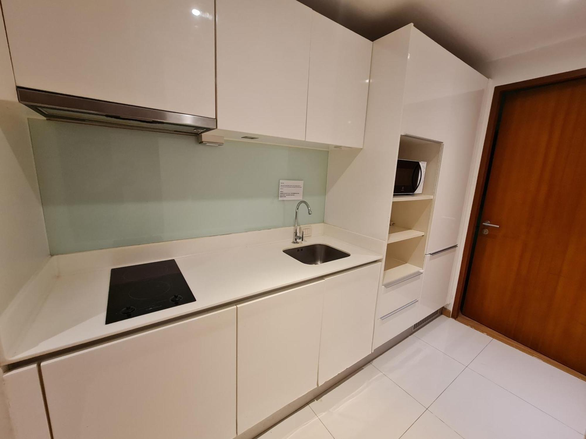 The Baycliff Residences Patong Exteriör bild