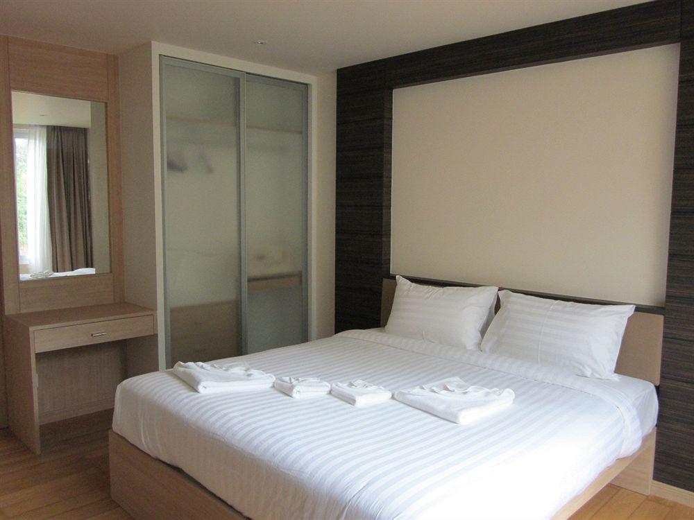 The Baycliff Residences Patong Exteriör bild