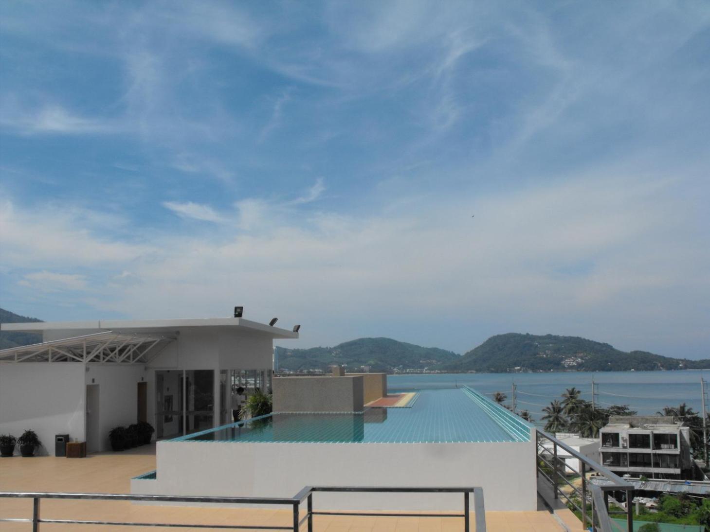 The Baycliff Residences Patong Exteriör bild