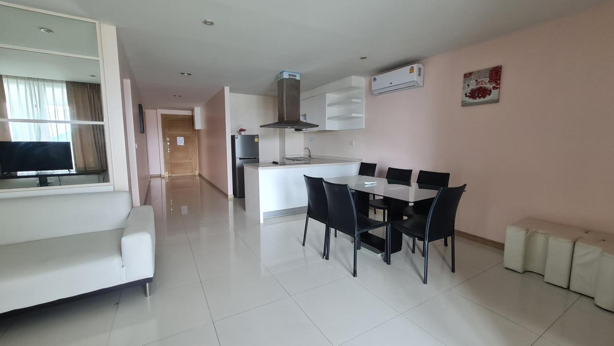 The Baycliff Residences Patong Exteriör bild
